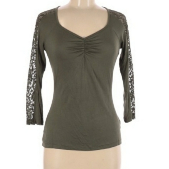 Candie's Tops - 🌺 14A CANDIE'S Army Green Blouse XL/Juniors